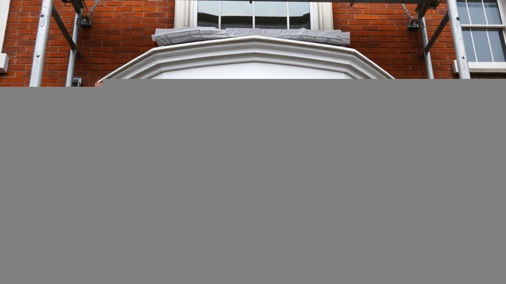 Bay Windows Purley